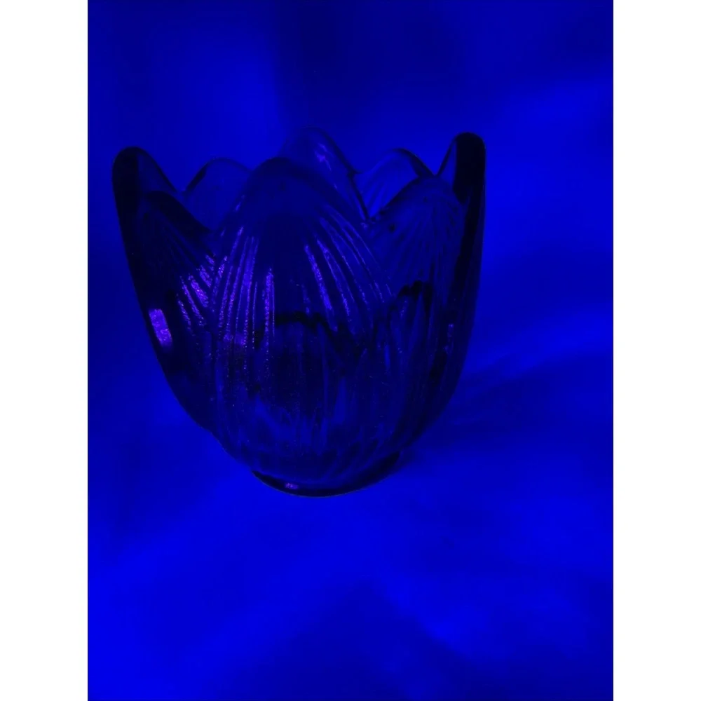Vintage Fenton Glass Blue Lotus Tulip Leaf Votive Candle Holder